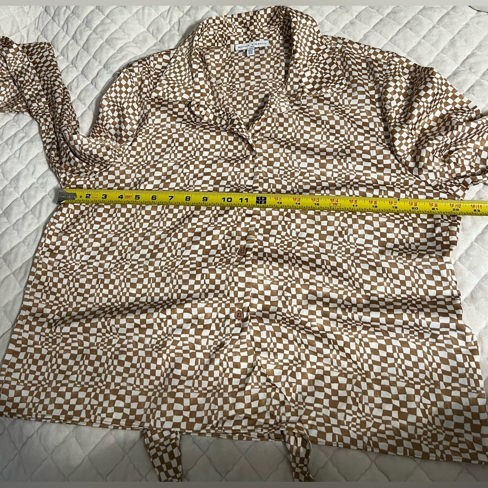 Maison d’Amelie Women's Top - Picture 8 of 9